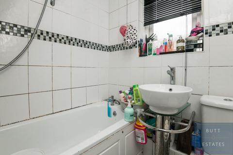 154 Briar Crescent, Exeter, EX2 6DS