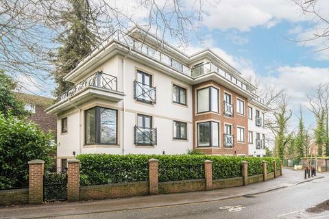 1 bedroom flat for sale, Baker Street, Weybridge KT13