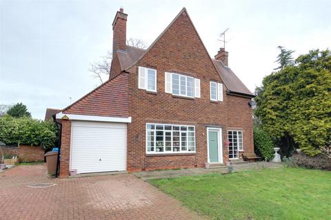 3 bedroom detached house for sale, Longcroft Park, Beverley