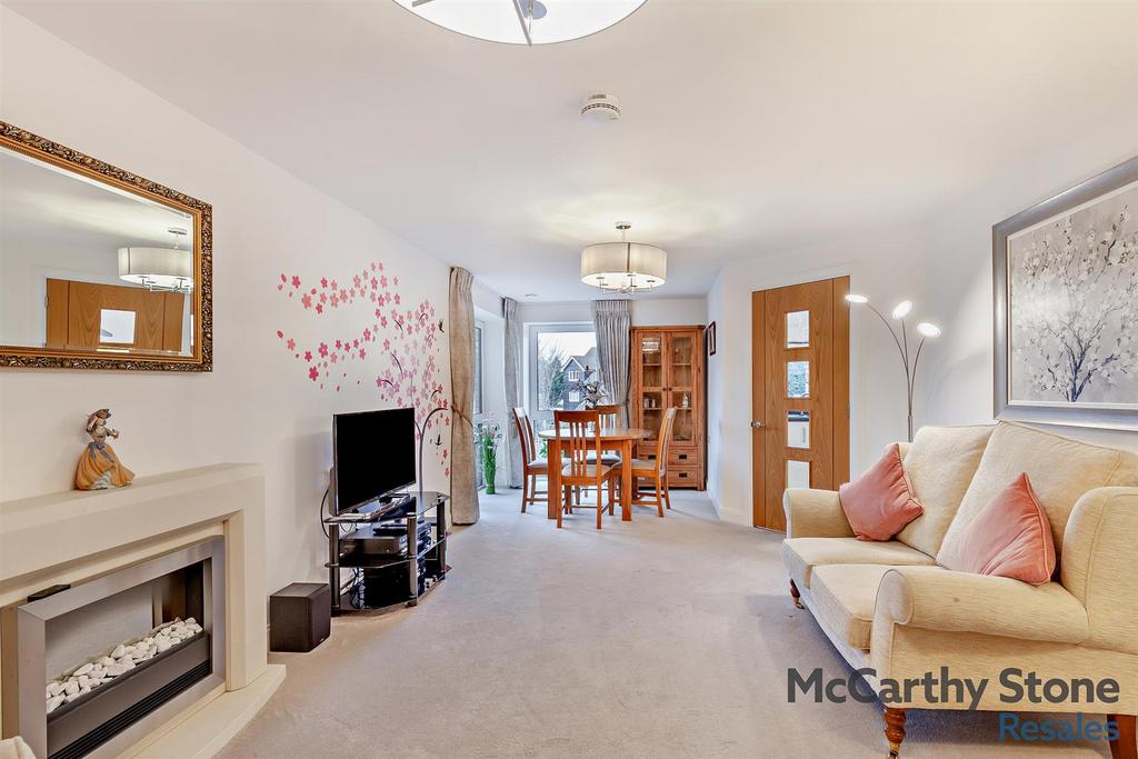 8632641-interior02-800.jpg