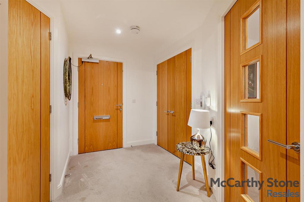 8632641-interior13-800.jpg