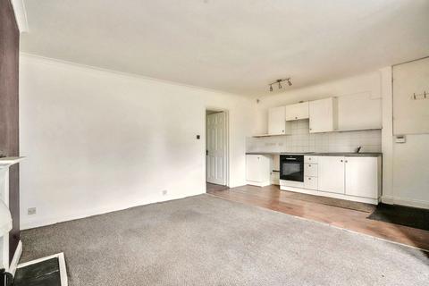 2 bedroom ground floor flat for sale, Buckland Hill, Maidstone, ME16