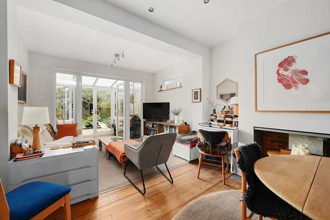 4 bedroom semi-detached house for sale, Hailsham BN27