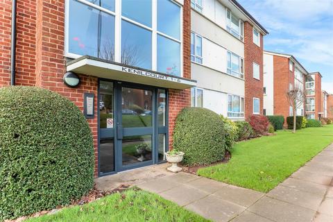 3 bedroom apartment for sale, Kenilcourt, Clinton Lane, Kenilworth