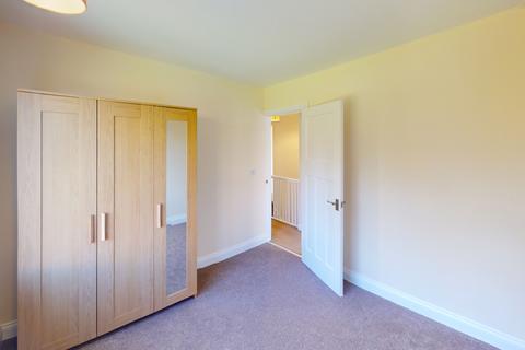 3 bedroom terraced house to rent, Adel Drive, Gedling, Nottingham, Nottinghamshire, NG4