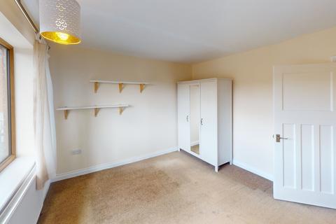 3 bedroom terraced house to rent, Adel Drive, Gedling, Nottingham, Nottinghamshire, NG4