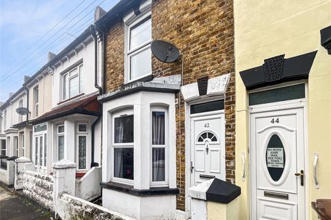 3 bedroom terraced house for sale, Gordon Road, Gillingham, Kent, ME7