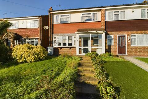 4 bedroom semi-detached house for sale, Northumberland Road, Linford, SS17