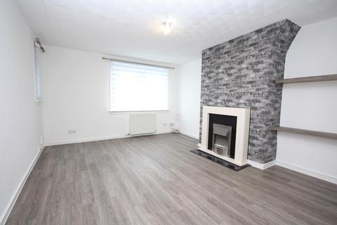 2 bedroom flat to rent, Friars Croft