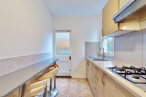 3 bedroom flat for sale, Buckley Road, Kilburn, NW6