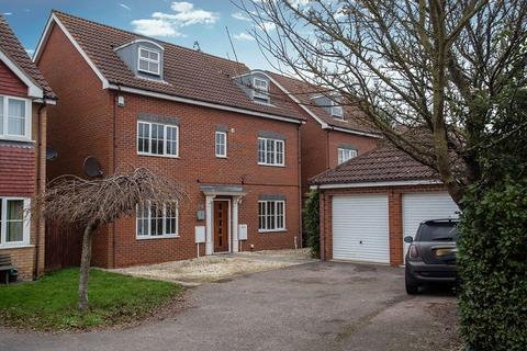 6 bedroom detached house for sale, Ferndale, Yaxley, Peterborough, Cambridgeshire. PE7 3ZW