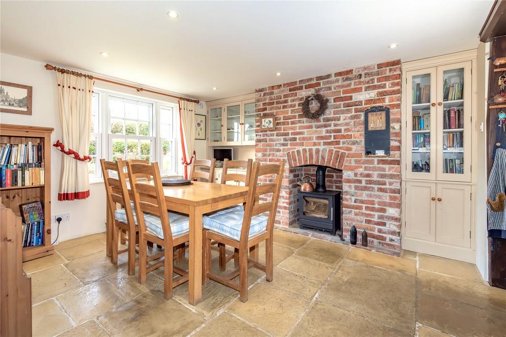 Breakfast Room