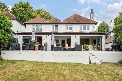 5 Howard Road, Coulsdon, CR5 2EB