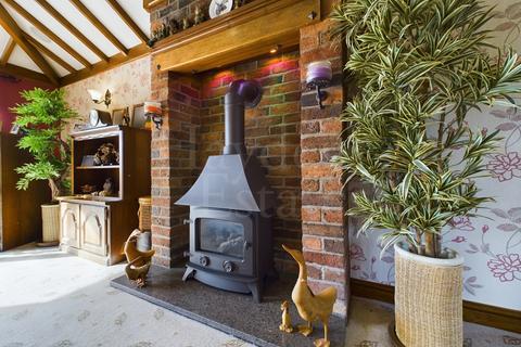 Sedgemoor The Square, Stottesdon, Kidderminster, DY14 8UB