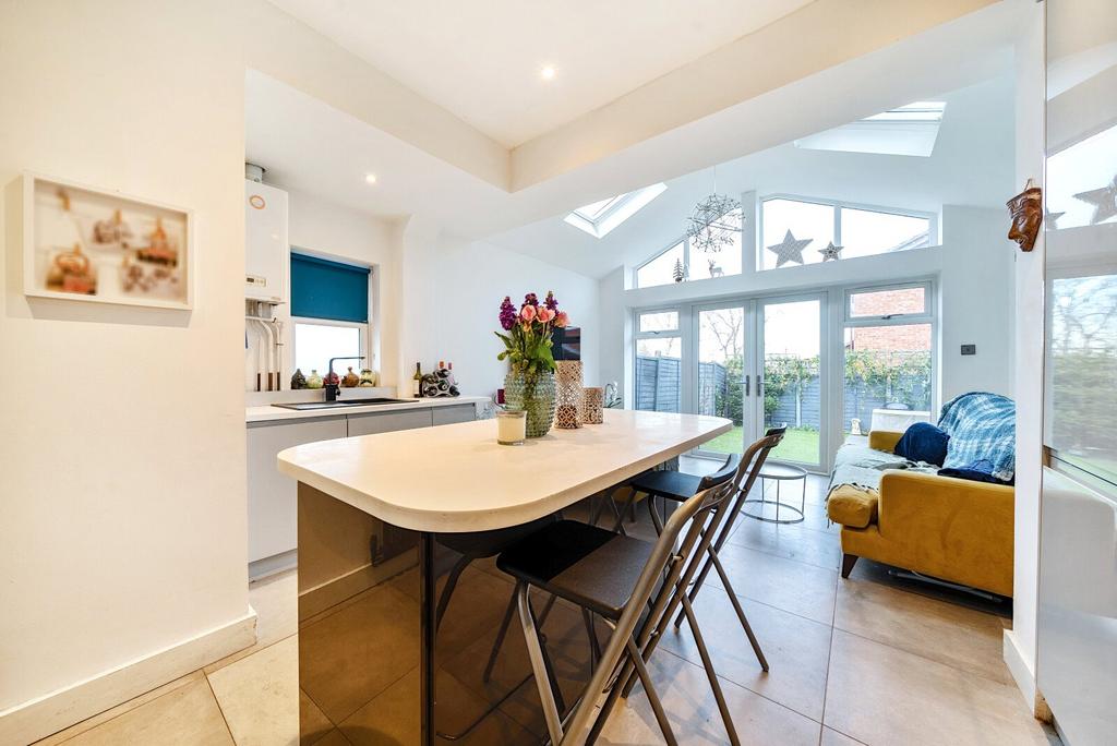 Kitchen/Breakfast
