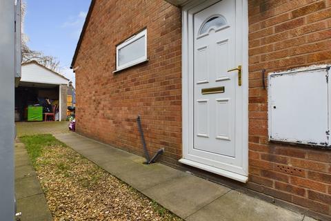 2 bedroom bungalow to rent, Butler Close, Leicester, LE4