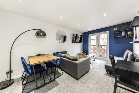 1 bedroom flat to rent, Huddleston Close, London E2