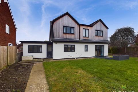 4 bedroom detached house for sale, Kingswood Crescent, Copthorne, Shrewsbury