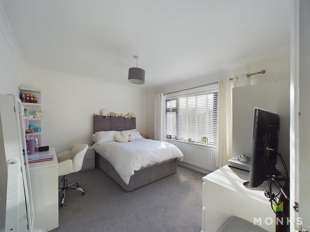 CAM01520 G0-PR0128-STILL009.jpg