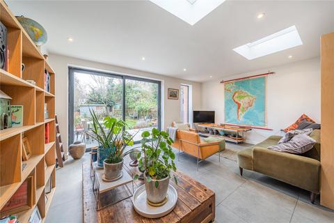 5 bedroom house for sale, Blake Road, London, N11