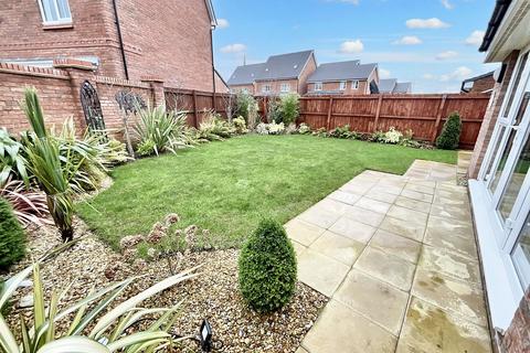 3 bedroom detached house for sale, Joseph Reddrop Way, Crewe, CW1