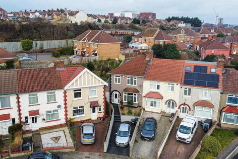 3 bedroom end of terrace house for sale, Hall Street, Bristol BS3