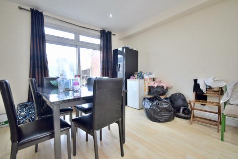 3 bedroom semi-detached house for sale, Wavertree Drive, Belgrave, Leicester, LE4