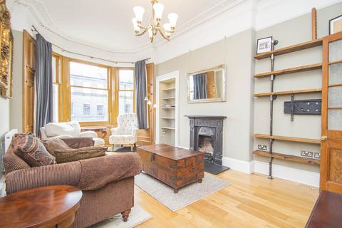 1 bedroom flat to rent, Montgomery Street, Hillside, Edinburgh EH7