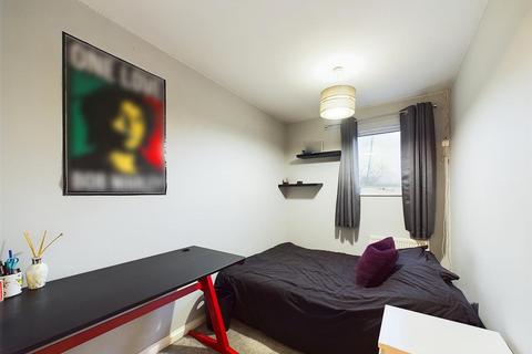 45 Westwood Close, Ruislip, HA4 7RE