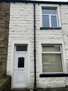 2 bedroom terraced house to rent, Cleveland Street, Colne