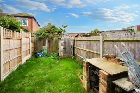 2 bedroom terraced house for sale, Lyric Drive, Greenford, Middlesex UB6