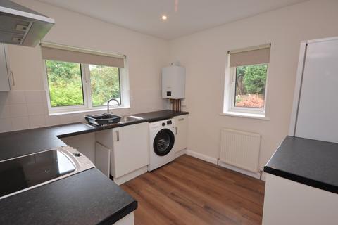 2 bedroom maisonette for sale, York Way, Chessington, Surrey. KT9