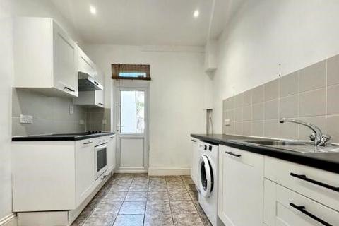 2 bedroom terraced house for sale, Cottrell Road, Cardiff CF24