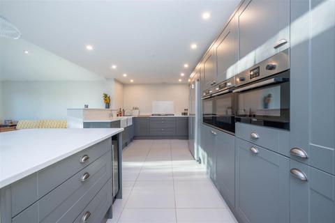 8 Mile End, Tanworth In Arden, Solihull, B94 5AG