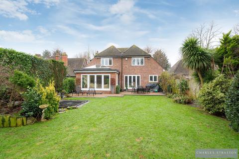 4 bedroom detached house for sale, Heath Drive, Gidea Park