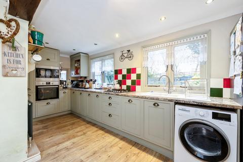 3 bedroom detached house for sale, Hailsham BN27