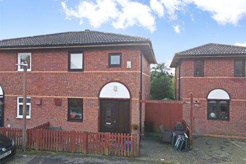 Armstrong Close, Crownhill, Milton Keynes