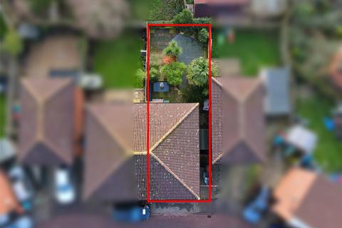 8 Armstrong Close, Crownhill, Milton Keynes, MK8 0AU