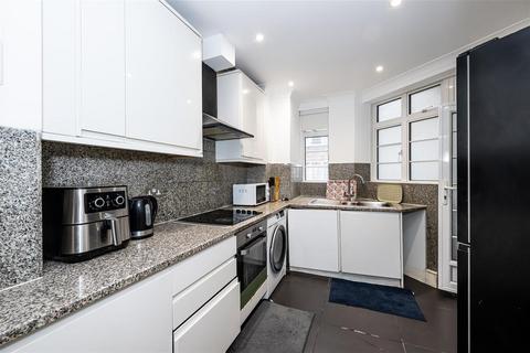 3 bedroom flat for sale, STOURCLIFFE CLOSE, STOURCLIFFE STREET, London, W1H