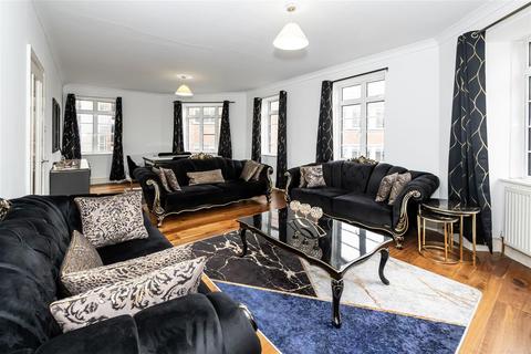 3 bedroom flat for sale, STOURCLIFFE CLOSE, STOURCLIFFE STREET, London, W1H