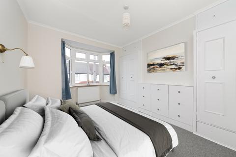 5 Hambrook Road, London, SE25 4HL