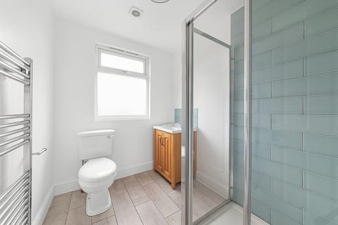 5 Hambrook Road, London, SE25 4HL