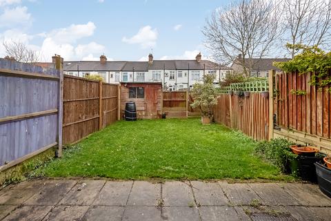 5 Hambrook Road, London, SE25 4HL