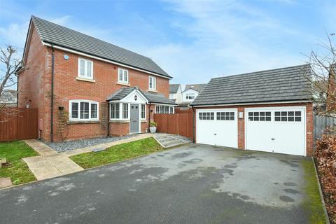 4 bedroom detached house for sale, Runnymede Gardens, Trowbridge