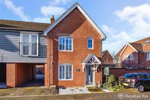 3 bedroom end of terrace house for sale, Tate Close, Romsey, Hampshire