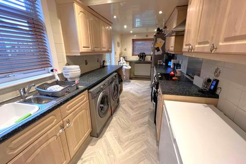 3 bedroom semi-detached house for sale, Coniston Avenue, Fleetwood FY7