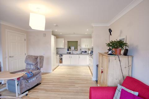 1 bedroom retirement property for sale, Buttercross Lane, Fernleigh Buttercross Lane, OX28