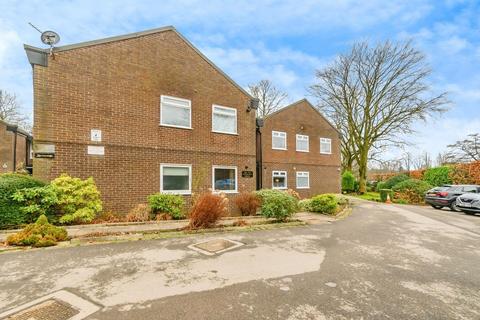 2 bedroom apartment for sale, Chestnut Lodge, Roe Green Avenue, Worsley, Manchester