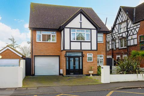 5 bedroom detached house for sale, Leigh-on-sea SS9