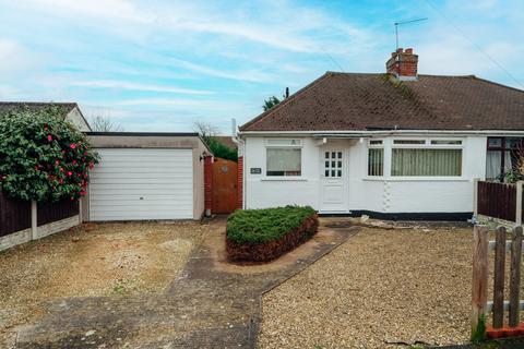 2 bedroom semi-detached bungalow for sale, Worcester WR3